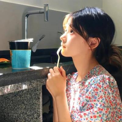 我、他们和拉拉